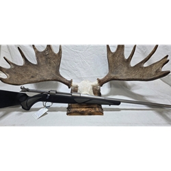USAKO86L300WM Pre-Owned Sako 86L Finnlight, 300 win mag, 24.5"stainlesss fluted, synthetic stock, Precision Armament brake. Condition - Excellent to Very Good