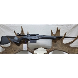 UCDX-R7 Pre-Owned Cadex CDX-R7 Carbon 300 PRC with Precision Armament MB and stock MB.Comes with case & manuals. Condition - Excellent