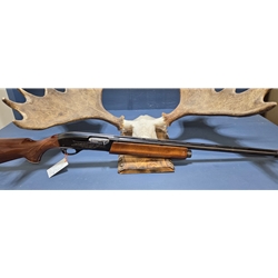 UREM1100 Pre-Owned Remington 1100 12ga 3" 28"bbl, with original adjustable choke (1981 yr). Low round count